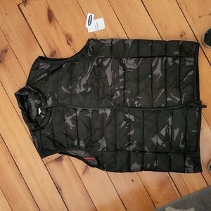 Camo Puffer Vest NEW